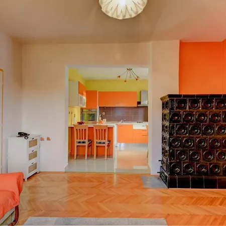 Modern Steladora Apartment